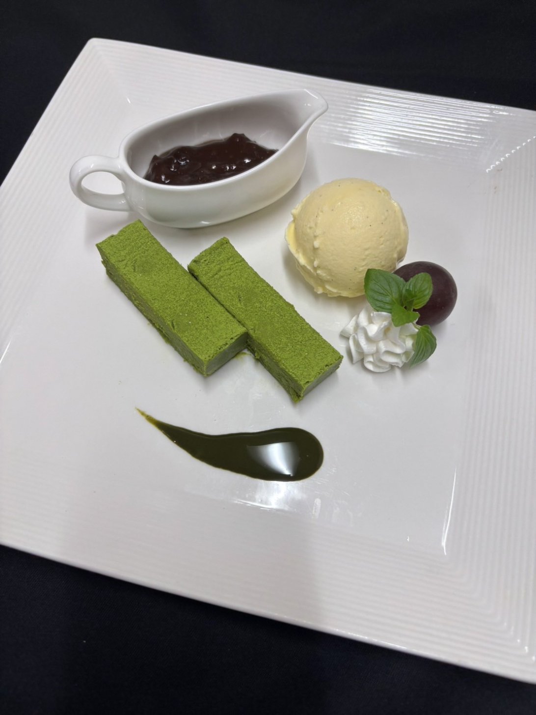 ♦抹茶テリーヌ　　　￥850　　※コーヒー、紅茶とのセットは+330円となります。