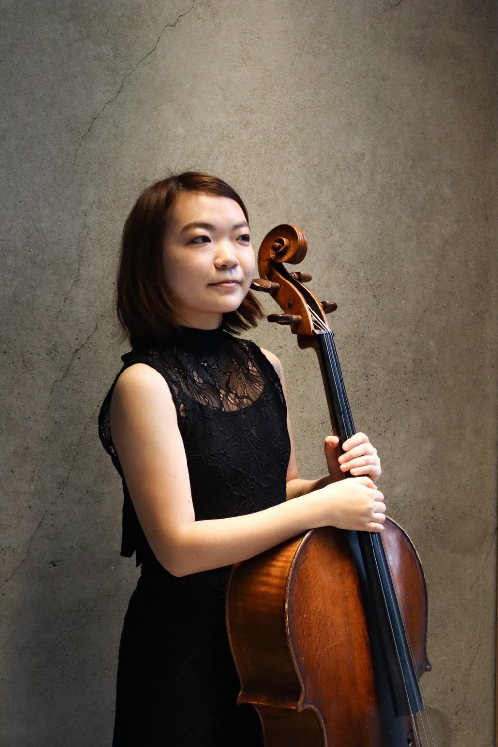 谷川 萌音 Mone Tanikawa（Cello）